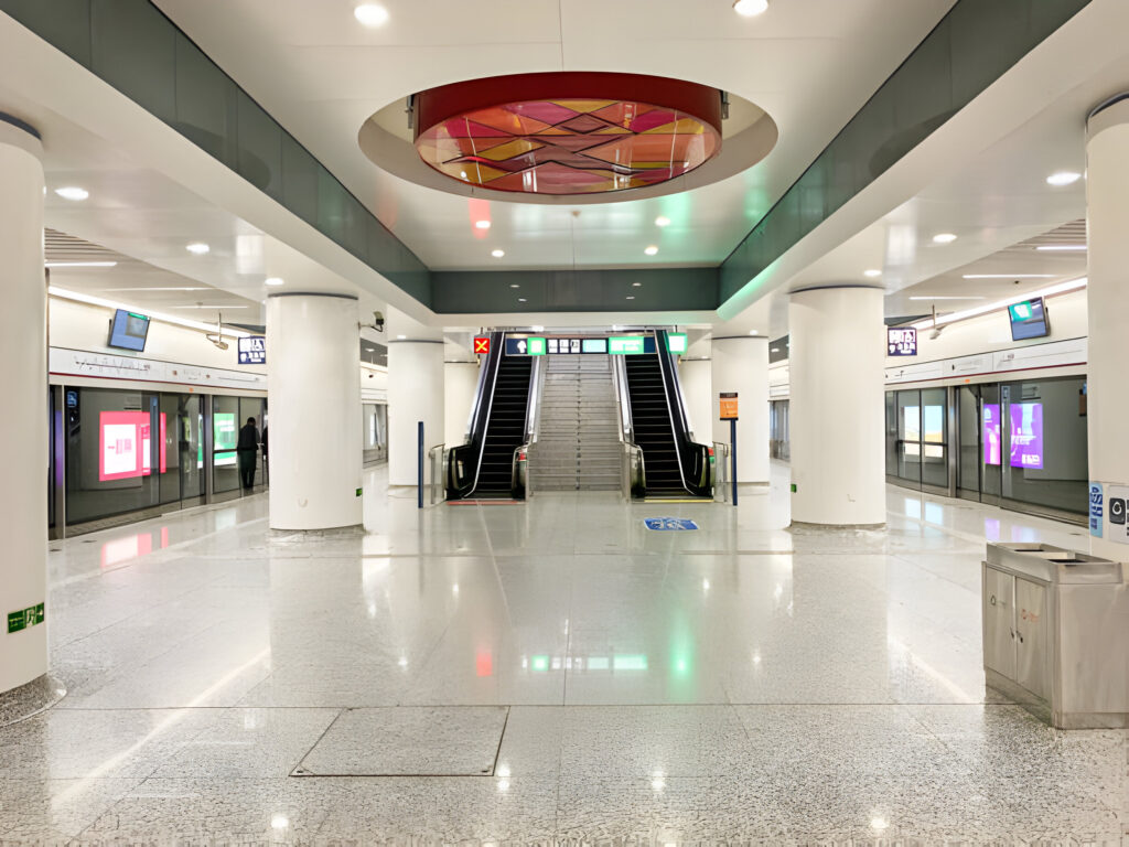 Carymay Cleaning Service LLC offers services of Residential Cleaning, Deep Cleaning, Move Out Cleaning, Commercial Cleaning, **Office Cleaning, Post Construction Cleaning in Hillsborough County, Pasco County, Pinellas County, Hernando, Polk County, Manatee County - Residential Cleaning