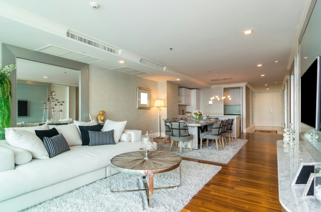 Carymay Cleaning Service LLC offers services of Residential Cleaning, Deep Cleaning, Move Out Cleaning, Commercial Cleaning, **Office Cleaning, Post Construction Cleaning in Hillsborough County, Pasco County, Pinellas County, Hernando, Polk County, Manatee County - Residential Cleaning